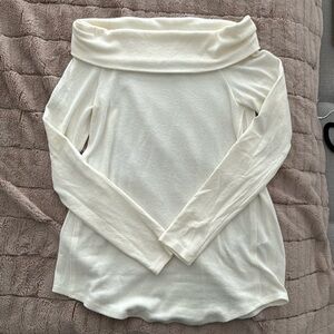 ABERCROMBIE & FITCH OFF THE SHOULDER LOOSE FIT